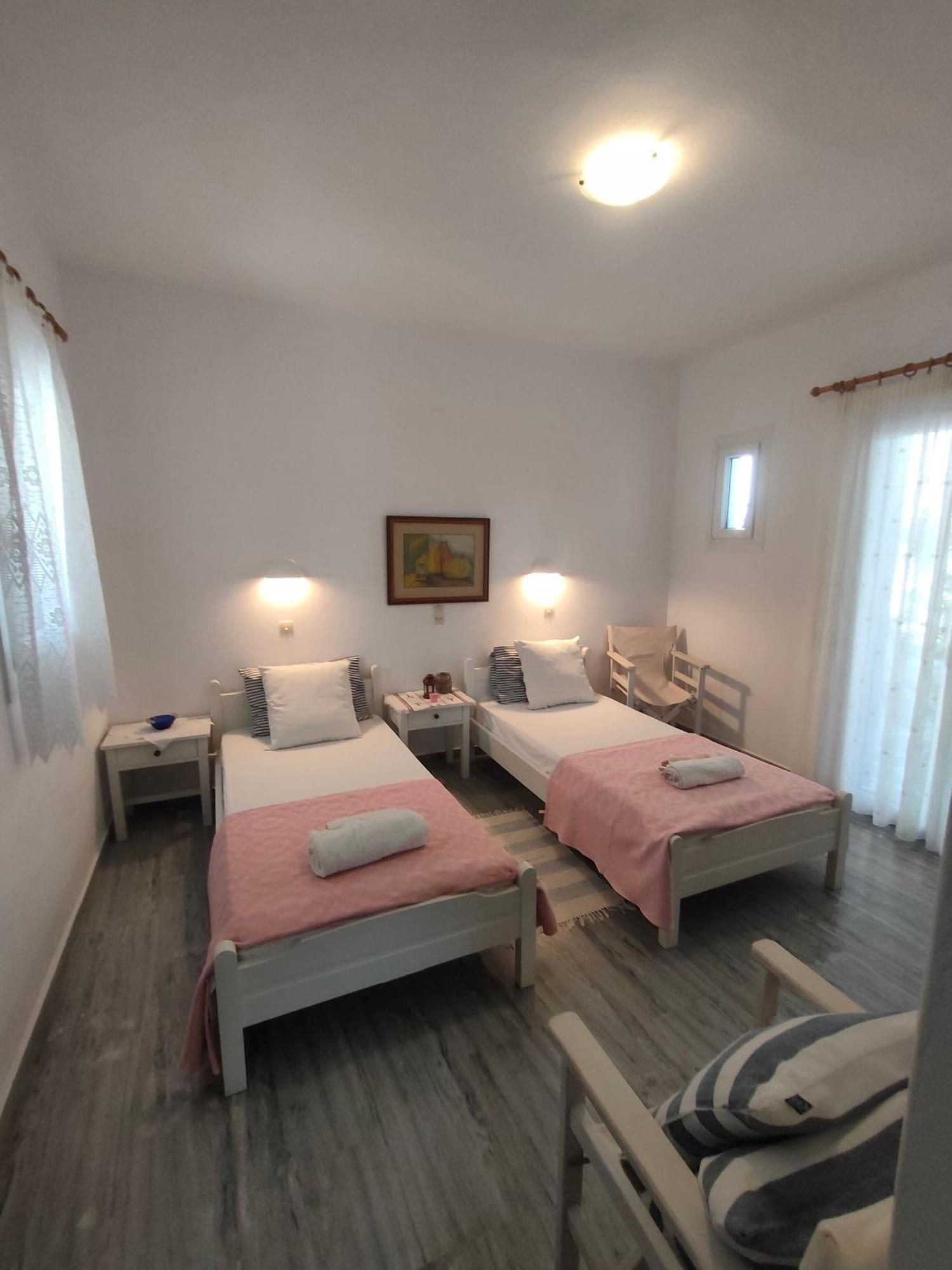 Kiki'S Apartment Veranda Dream Chrisi Akti  Exteriér fotografie